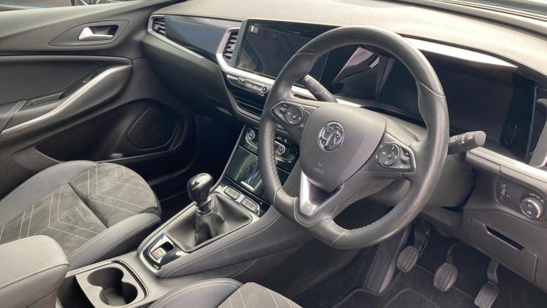 Vauxhall Grandland 1.2 Turbo Ultimate 5dr Petrol Hatchback